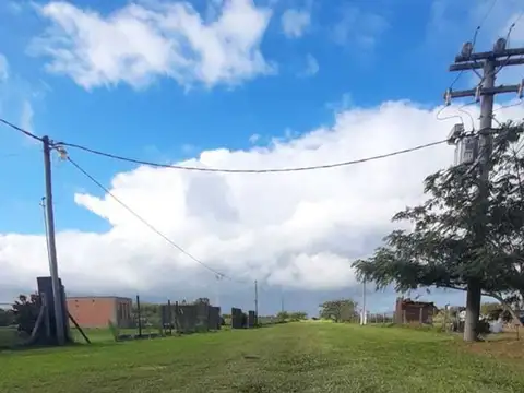 Terreno en Venta en Roque Perez, USD 28.000
