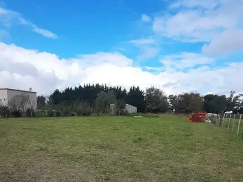 Terreno en Venta en Roque Perez, USD 28.000