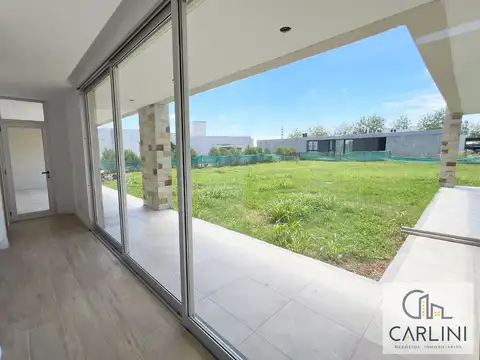 Casa en Venta al Oeste