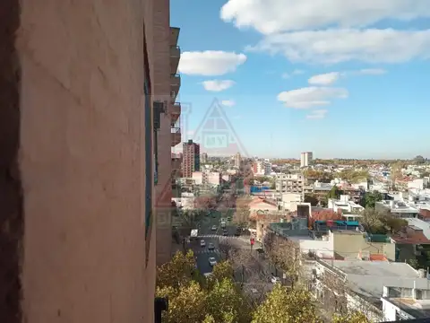 Chile 100, Piso 10
