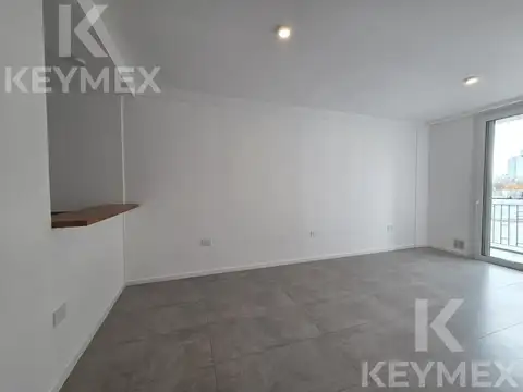Alquiler Departamento monoambiente plaza Belgrano con balcón