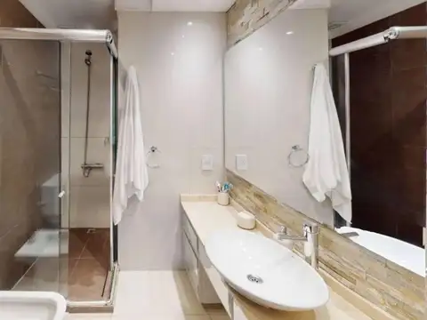 Departamento 4 ambientes con 3 baños