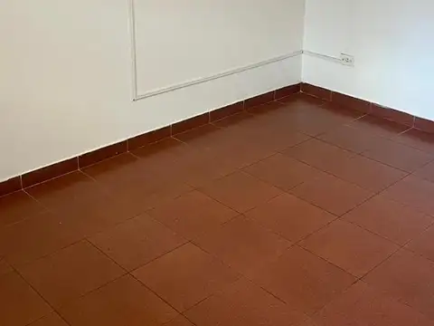 Departamento en Alquiler en Lomas del Mirador, $ 530.000