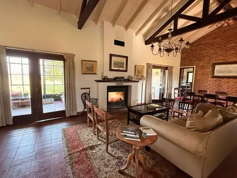 CASA 4 AMBIENTES EN VENTA CHACRA SAN PABLO MONTE