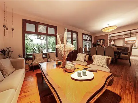 Casa en Venta en Los Ceibos, USD 480.000