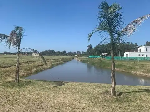 Cañuelas Park