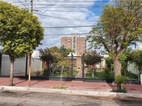 Hipólito Irigoyen al 1300