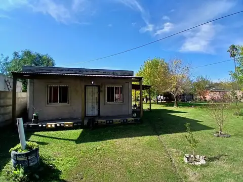 Casa 3 ambientes con 1 baño