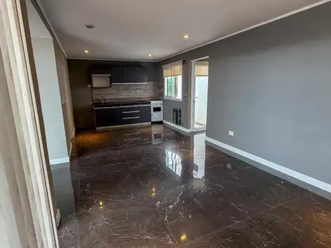 Depto Tipo Casa en Venta con 1 cocheras