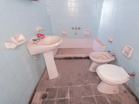 Depto Tipo Casa en Venta 51 años