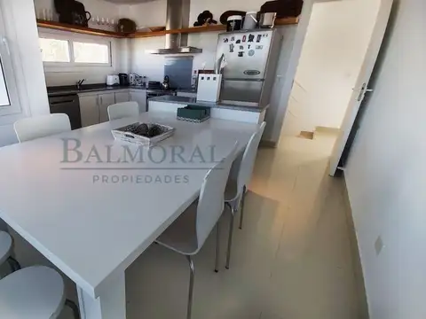 Casa en Venta: Zona Pinamar Norte , Norte Playa. REF: 8933
