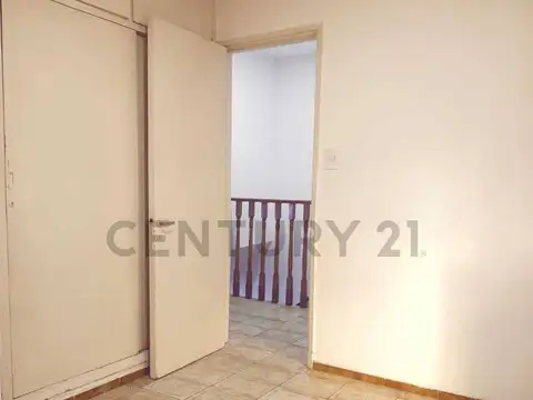 Don Quijote de la Mancha 2700, Piso 0