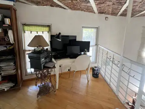 Depto Tipo Casa en Alquiler con 1 cocheras