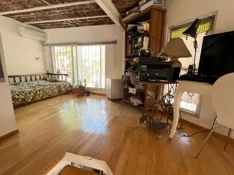 Depto Tipo Casa 3 ambientes con 2 baños