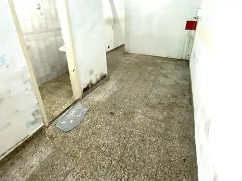 Local en Alquiler Via Púb.