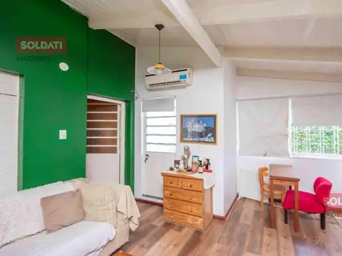 Depto Tipo Casa en Venta de 7 ambientes