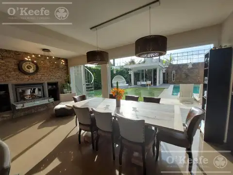 Casa 4 ambientes con 4 baños