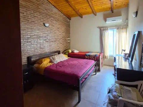 SAAVEDRA Y SARMIENTO