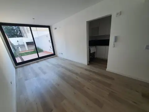 Depto Tipo Casa en Venta 1 año