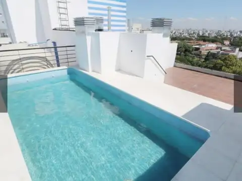 Depto Tipo Casa en Venta en Chacarita, USD 155.000