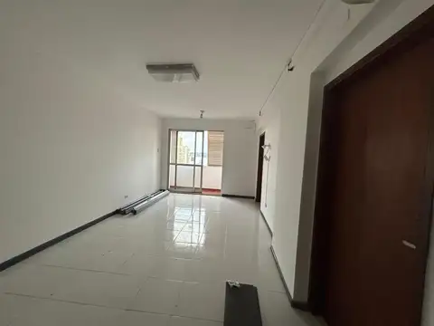 Oficina en Alquiler en Posadas, $ 300.000