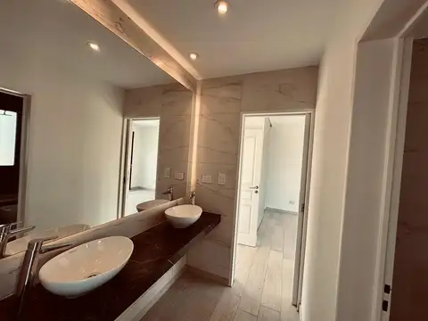 Casa en Venta al Este