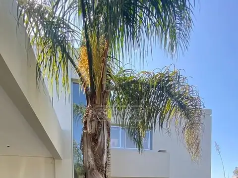 Casa  en Venta en Weston, Francisco Álvarez, Moreno
