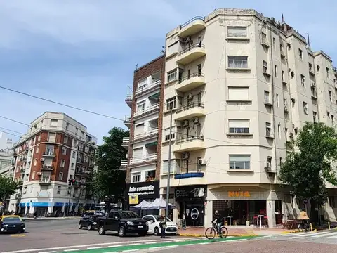 Venta dep. 2 ambientes, Barracas, luminoso