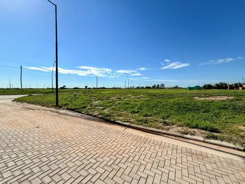 TERRENO EN VENTA EN ABRAS DE MANANTIALES-