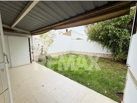 Depto Tipo Casa 5 ambientes con 1 baño