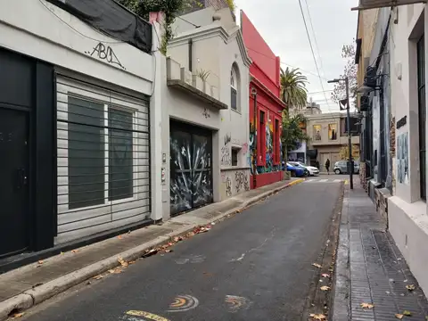 Excelente casa para uso profesional/comercial sobre Pasaje en Palermo Soho!