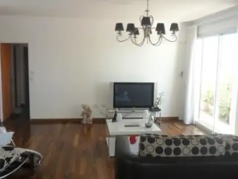 Departamento en Venta con 1 cochera