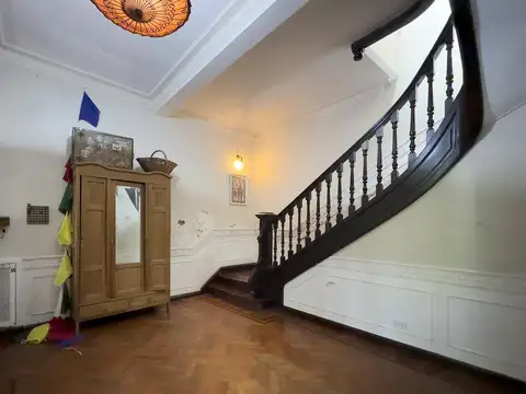 Casa 6 ambientes con 3 baños