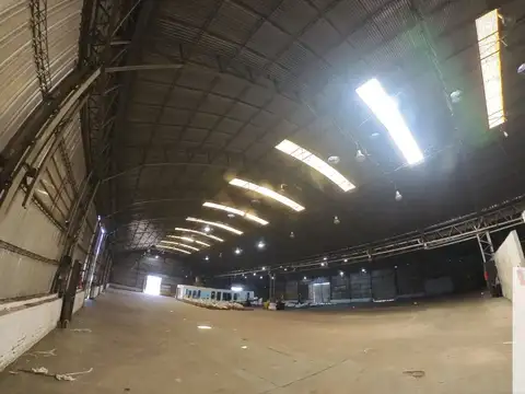 Excelente oportunidad de inversión en Concordia, galpón de 2670m2 cubiertos