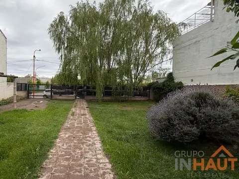 CASA EN VENTA BARRIO LAS VIÑAS -