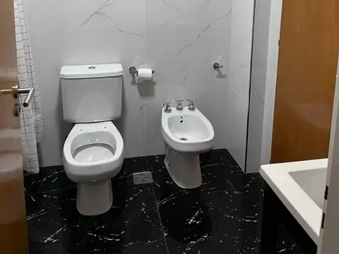 PH 5 ambientes tipo casa en alquiler – Villa Pueyrredón