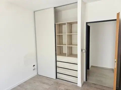 Superi 2800, Piso PB