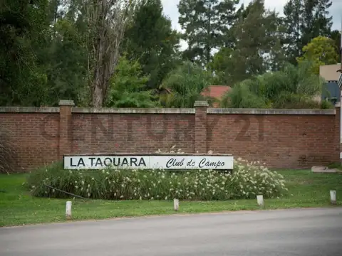 Terreno en Venta 20  mts Frente