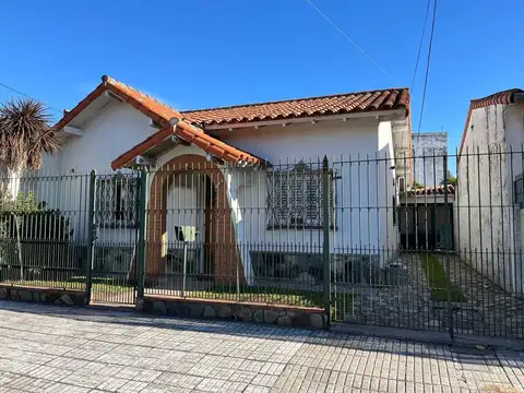 Casa en Venta en Bernal, USD 89.500