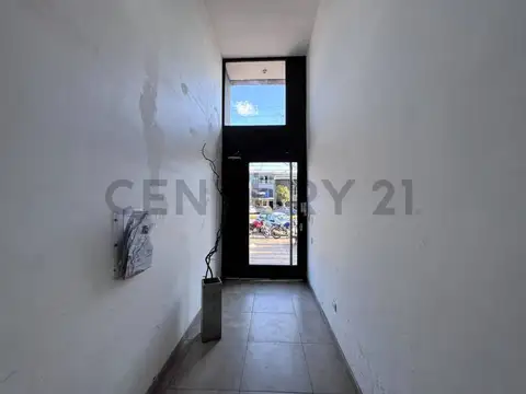 Oficina 2 ambientes con 1 baño
