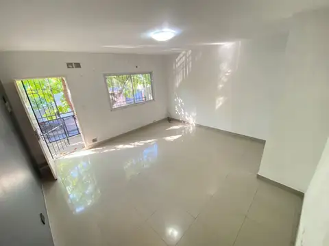 Departamento en Alquiler en San Miguel, $ 680.000