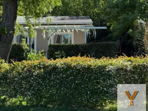 Casa en venta - 2 Dormitorios 1 Baño - Costa del Este