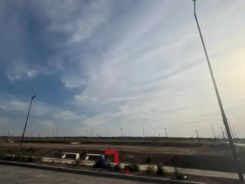 Terreno en Venta 21  mts Fondo