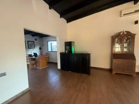 Hotel en Venta en Esquina, USD 1.980.000