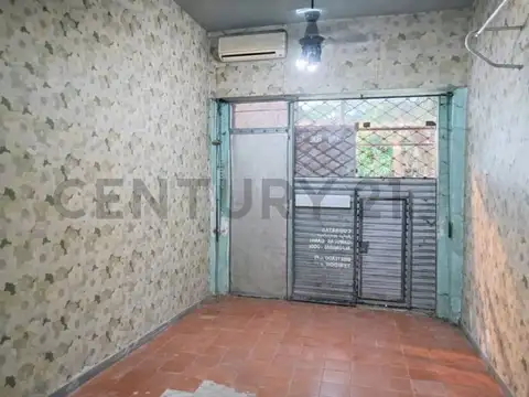 Capitan General Ramon Freire 2400, Piso 0