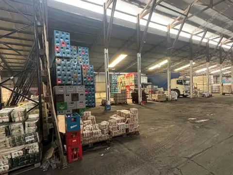 Galpón en alquiler en parque industrial LOMAS DE ZAMORA 1700  MTRS CUB