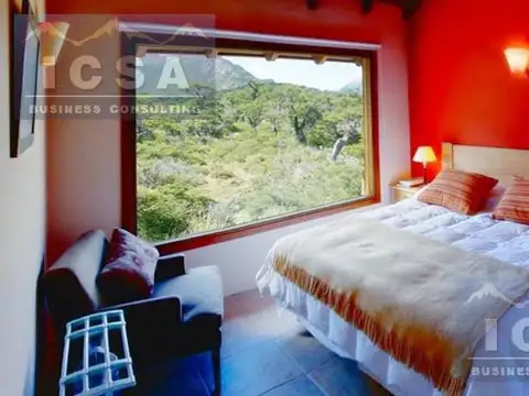 Casa 8 ambientes con 3 baños