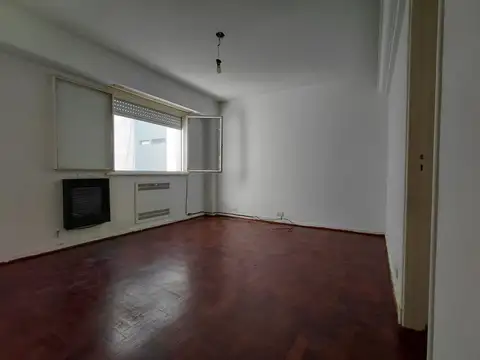 Alquiler departamento 2 ambientes grande Monserrat