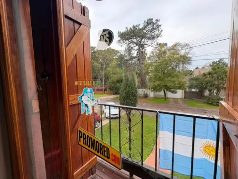 Casa en Venta en Barrio Bosque Peralta Ramos, USD 180.000