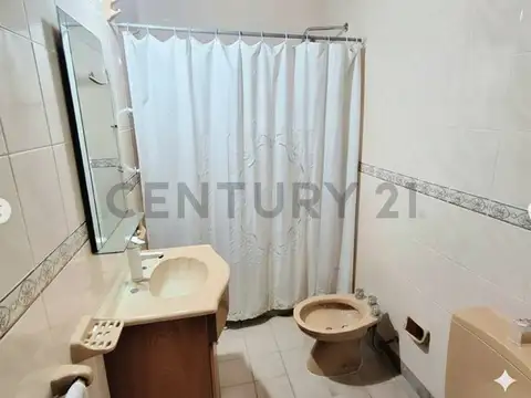 30 ENTRE 511 Y 512 2000, Piso 0